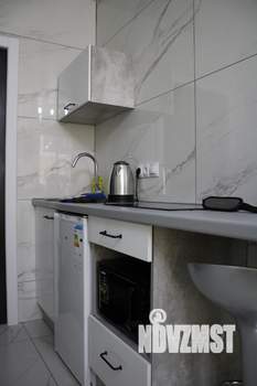 Студия квартира, посуточно, 17м2, 1/3 этаж