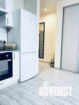 Студия квартира, посуточно, 35м2, 13/16 этаж