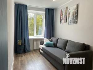 3-к квартира, посуточно, 54м2, 1/1 этаж