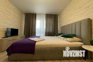 Студия квартира, посуточно, 29м2, 2/18 этаж