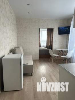 1-к квартира, посуточно, 38м2, 11/18 этаж