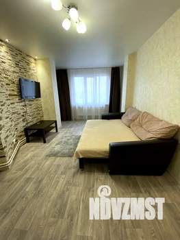 Студия квартира, посуточно, 36м2, 12/16 этаж