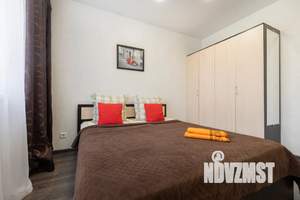 1-к квартира, посуточно, 40м2, 7/16 этаж