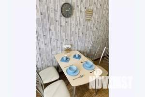 1-к квартира, посуточно, 40м2, 9/16 этаж