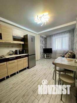 1-к квартира, посуточно, 45м2, 1/1 этаж