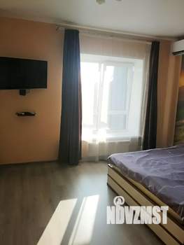 Студия квартира, посуточно, 40м2, 3/16 этаж