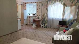 Студия квартира, посуточно, 30м2, 1/5 этаж