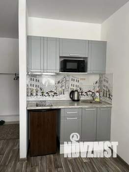 Студия квартира, посуточно, 18м2, 1/12 этаж