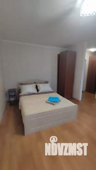 1-к квартира, посуточно, 32м2, 3/5 этаж