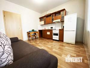 1-к квартира, посуточно, 35м2, 8/16 этаж