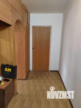 3-к квартира, вторичка, 63м2, 1/9 этаж