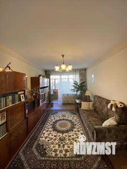 3-к квартира, вторичка, 62м2, 2/10 этаж