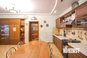 3-к квартира, вторичка, 134м2, 4/16 этаж