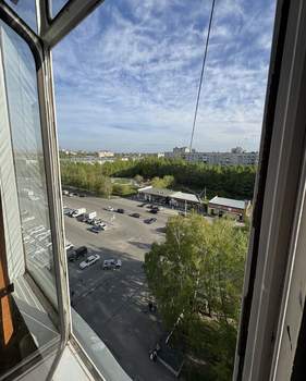 4-к квартира, вторичка, 70м2, 9/9 этаж