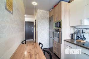 3-к квартира, вторичка, 60м2, 9/9 этаж