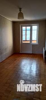 3-к квартира, вторичка, 64м2, 8/9 этаж