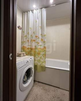 2-к квартира, вторичка, 49м2, 10/10 этаж