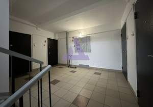 3-к квартира, вторичка, 80м2, 8/10 этаж