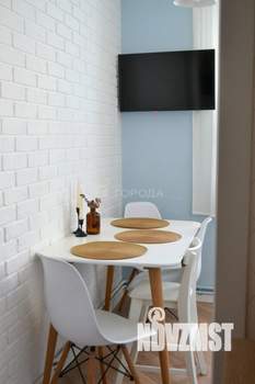 2-к квартира, вторичка, 56м2, 9/10 этаж