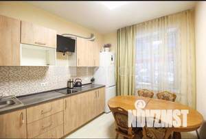 3-к квартира, вторичка, 90м2, 1/6 этаж