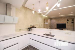 4-к квартира, вторичка, 156м2, 1/9 этаж