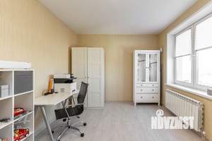 3-к квартира, вторичка, 63м2, 7/25 этаж