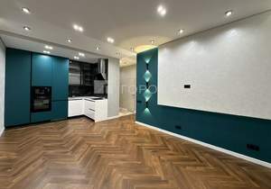 3-к квартира, вторичка, 70м2, 14/21 этаж