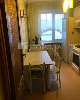 3-к квартира, вторичка, 63м2, 6/9 этаж