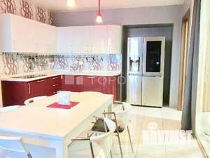 4-к квартира, вторичка, 141м2, 13/14 этаж