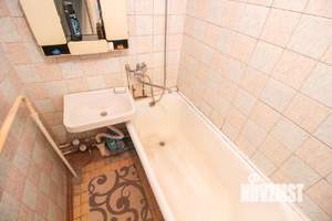 3-к квартира, вторичка, 58м2, 1/5 этаж