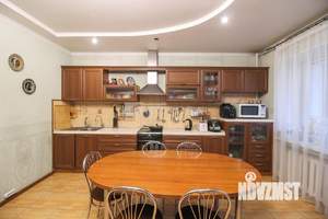 3-к квартира, вторичка, 134м2, 4/16 этаж