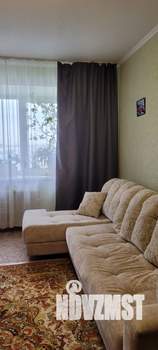 2-к квартира, вторичка, 64м2, 7/17 этаж