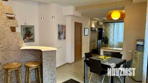 4-к квартира, вторичка, 143м2, 2/4 этаж