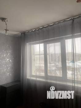 4-к квартира, вторичка, 60м2, 5/5 этаж