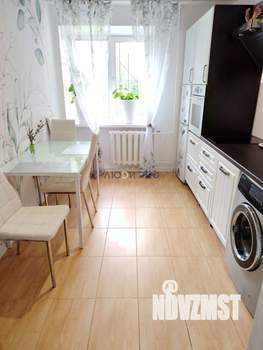 3-к квартира, вторичка, 65м2, 1/12 этаж