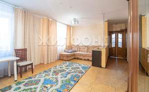 2-к квартира, вторичка, 53м2, 1/3 этаж