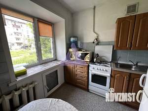 2-к квартира, вторичка, 42м2, 1/5 этаж