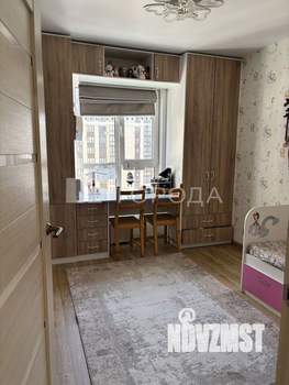 3-к квартира, вторичка, 57м2, 9/17 этаж