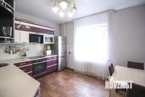 2-к квартира, вторичка, 64м2, 1/5 этаж