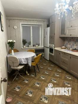 3-к квартира, вторичка, 77м2, 1/10 этаж