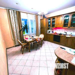 4-к квартира, вторичка, 184м2, 5/6 этаж