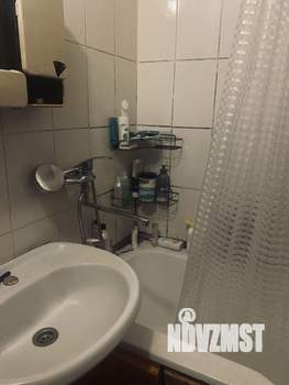 2-к квартира, вторичка, 46м2, 1/10 этаж