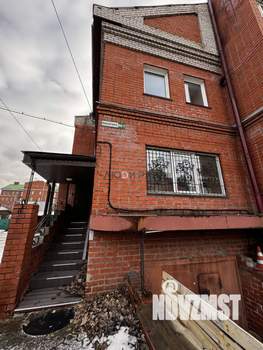 6-к квартира, вторичка, 217м2, -1/3 этаж