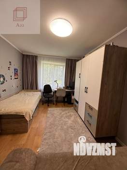 3-к квартира, вторичка, 70м2, 1/10 этаж