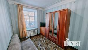 2-к квартира, вторичка, 57м2, 1/3 этаж