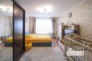 3-к квартира, вторичка, 70м2, 14/14 этаж