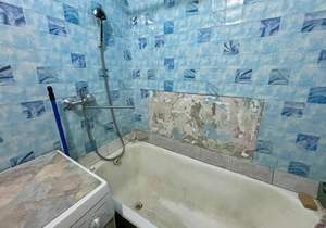 2-к квартира, вторичка, 50м2, 1/9 этаж