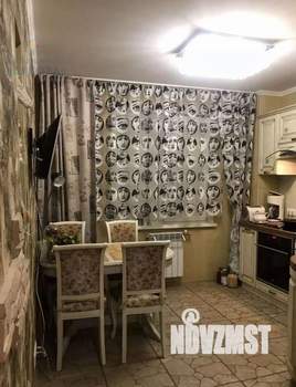 2-к квартира, вторичка, 52м2, 1/9 этаж