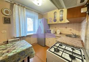 2-к квартира, вторичка, 45м2, 1/5 этаж