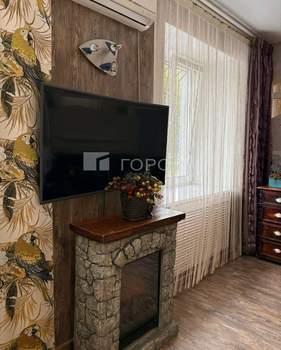 2-к квартира, вторичка, 56м2, 1/4 этаж